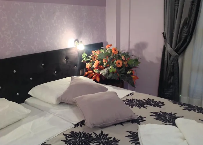 Asterias Studios & Apartments